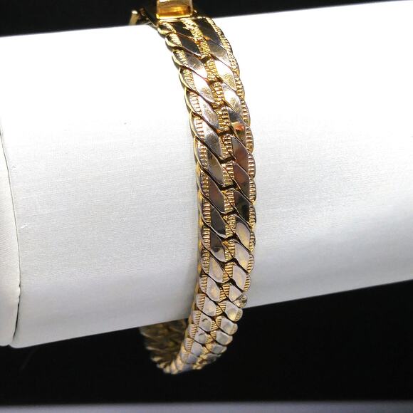 Vintage Napier Bracelet, Gold Plated Herringbone Chain, 1980s, 7 1/4" - Picture 7 of 10